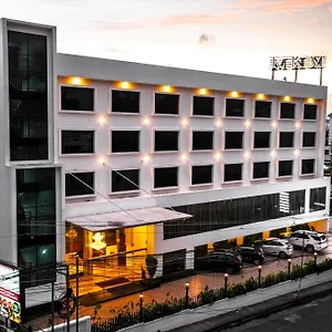 **** Hotel Kkm International India